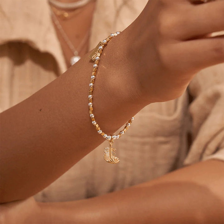 ChloBo Gold Mixed Curved Feather Bracelet - MococoChloBoGMBCFB25670754169355968Bracelets