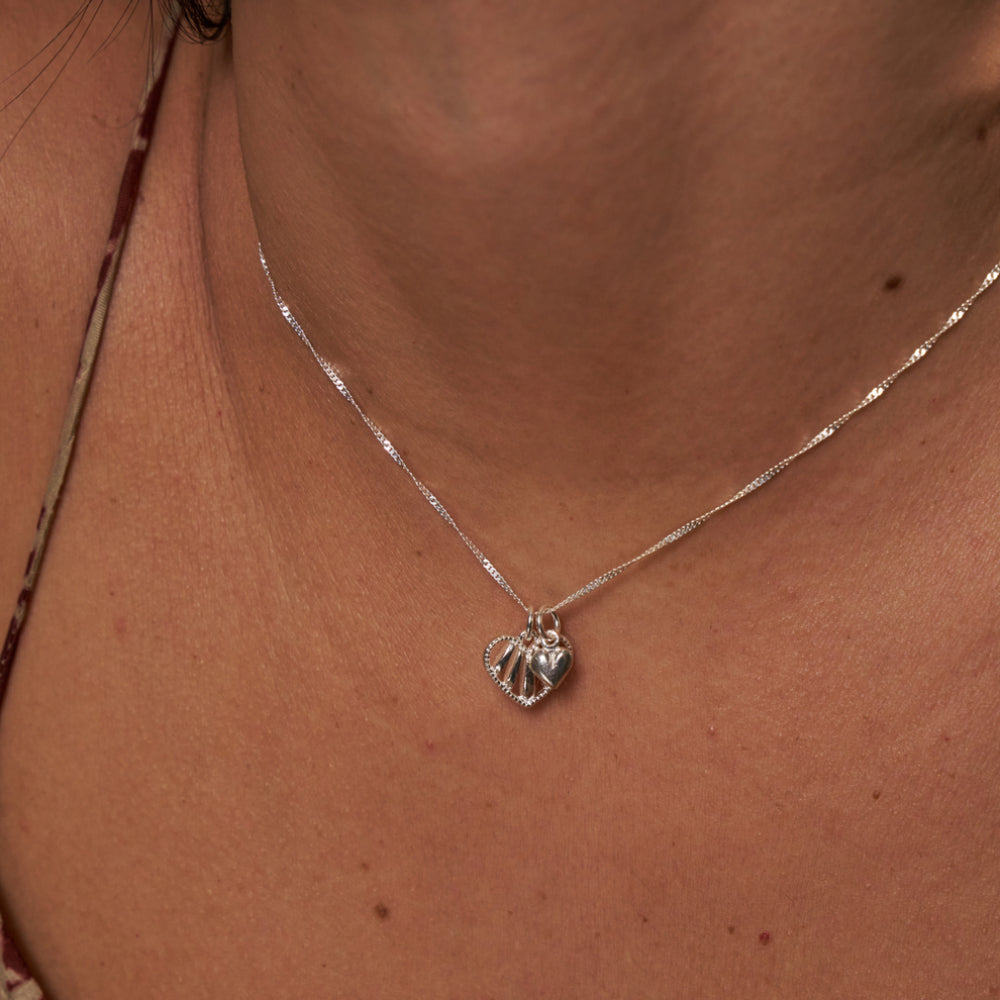 ChloBo Silver Tiny Twisted Rope Chain Loving Hearts Necklace Image 2