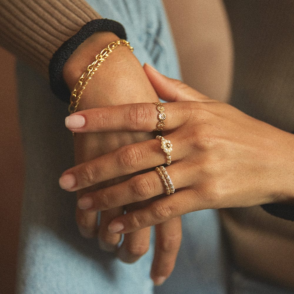 Daisy Bloom Crown Band Ring