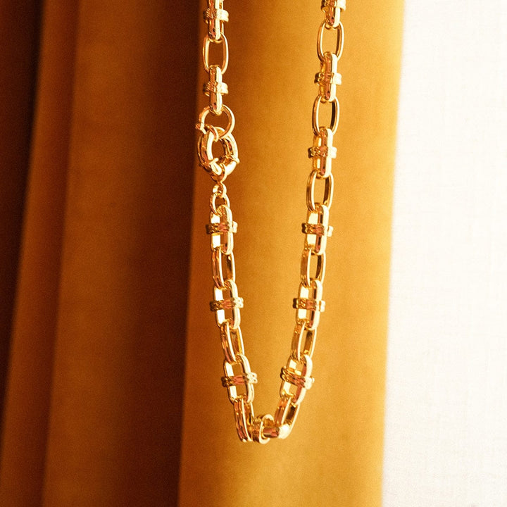 Daisy Chunky Polly Lock Chain Necklace 18ct Gold Plated Brass Statement Jewellery - MococoDaisy LondonSPN10_GPNecklaces