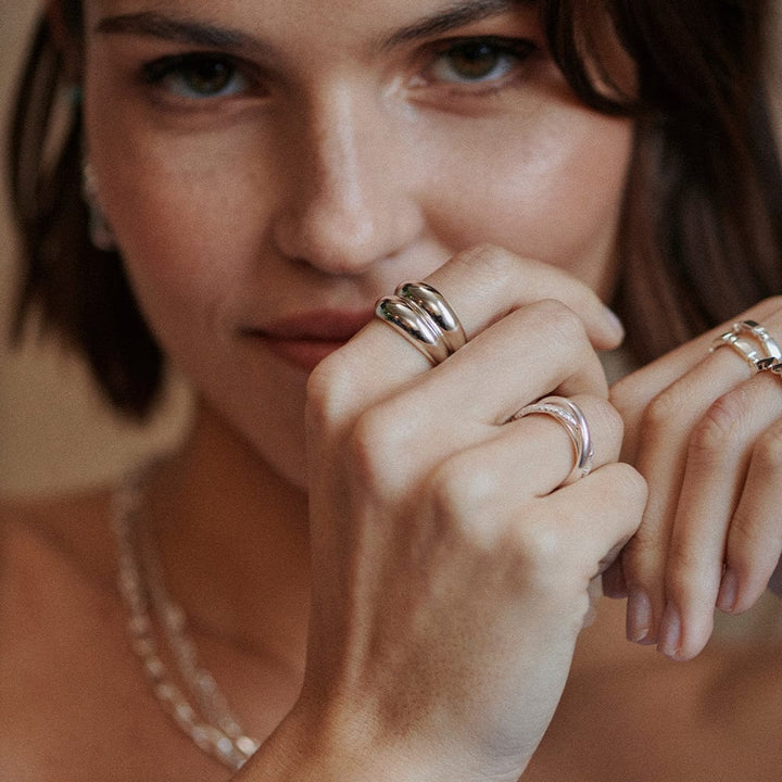 Daisy Estée Lalonde Dome Ring - MococoDaisy London4ELSR26_SLV_XS5056104142059Rings