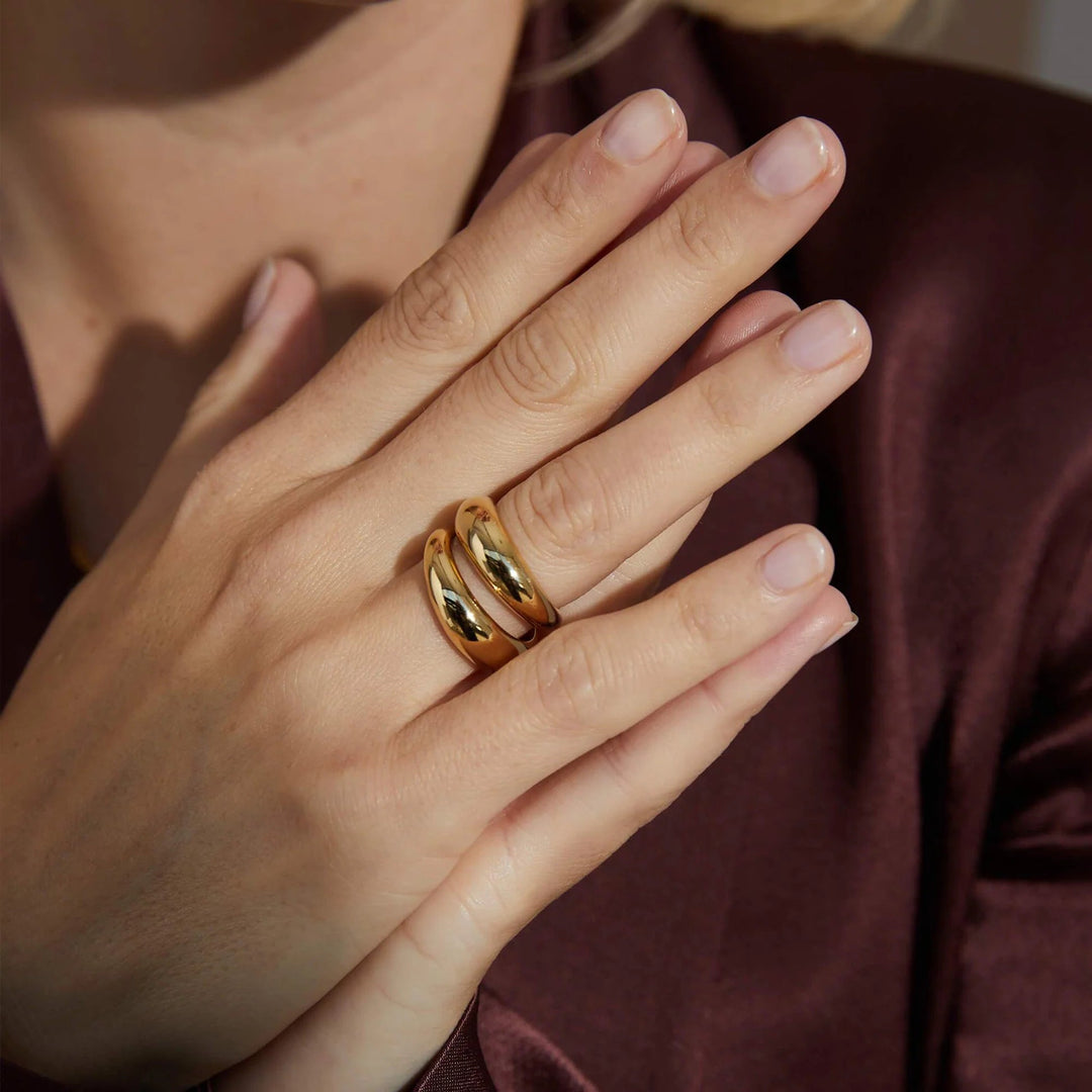 Daisy Estée Lalonde Dome Ring - MococoDaisy London4ELSR26_SLV_XS5056104142059Rings