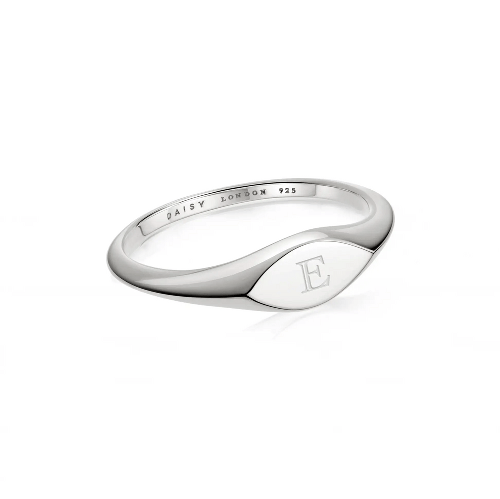 Daisy Estée Lalonde Mini Signet Ring - MococoDaisy London4ELSR28_SLV_XS5056104124628Rings