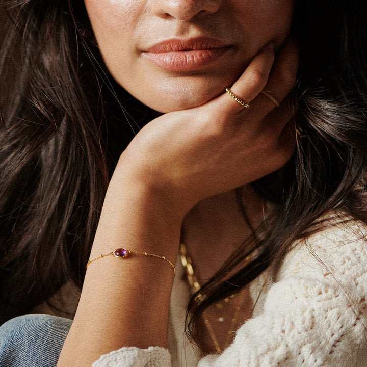 Daisy London 18ct Gold Plate Amethyst Healing Stone Bracelet - MococoDaisy LondonHBR1002_GP5056104103241Bracelets