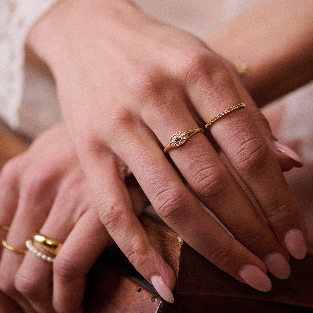 Daisy London 18CT Gold Plate Apollo Signet Ring 1