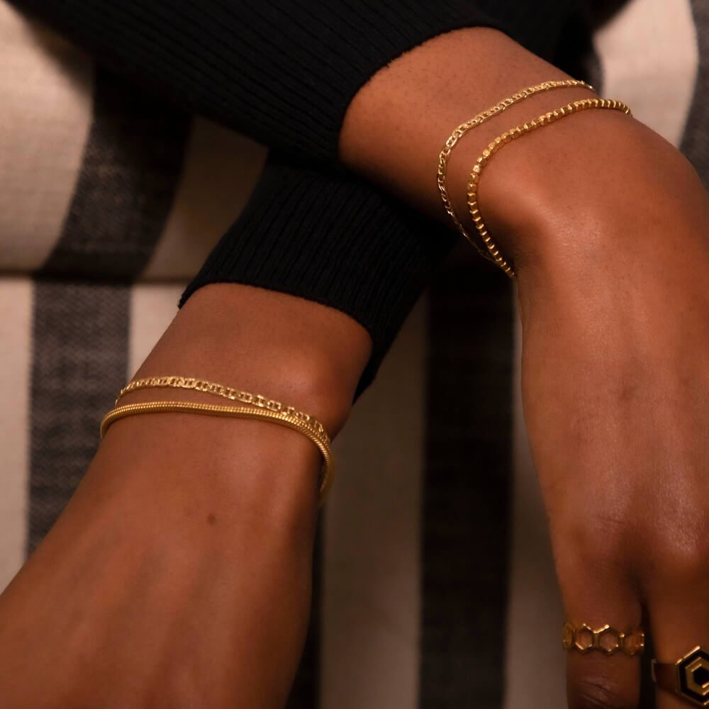 Daisy London 18ct Gold Plate Beaded Chain Bracelet - MococoDaisy LondonRBR02_GPBracelets