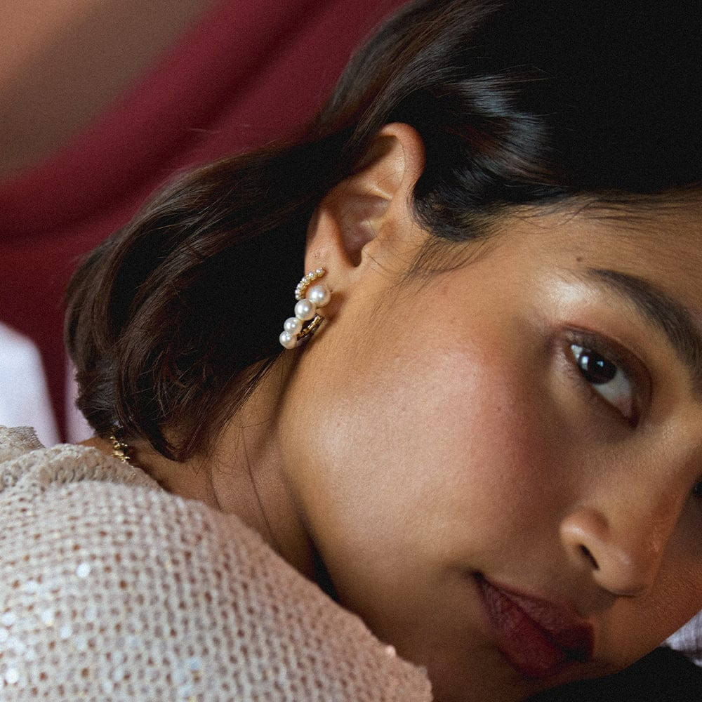 Daisy London 18ct Gold Plate Chunky Pearl Hoop Earrings - MococoDaisy LondonBPE04_GPEarrings
