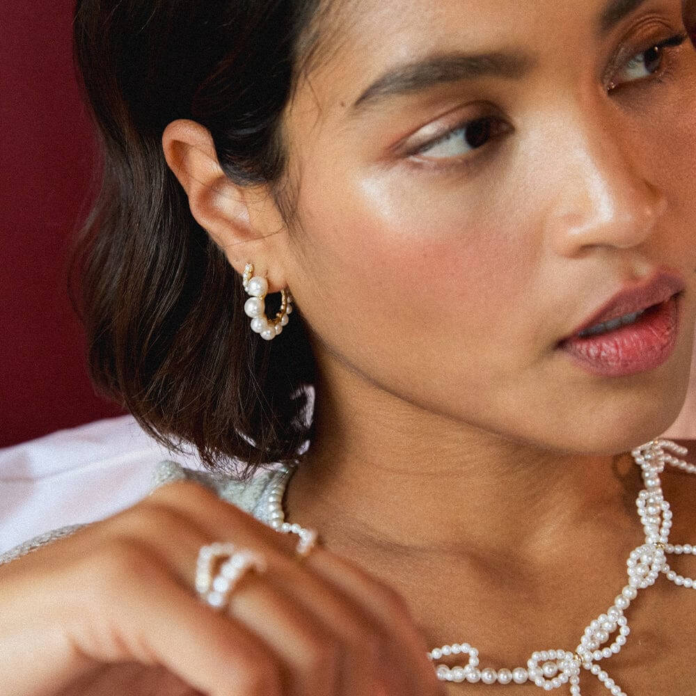 Daisy London 18ct Gold Plate Chunky Pearl Hoop Earrings - MococoDaisy LondonBPE04_GPEarrings