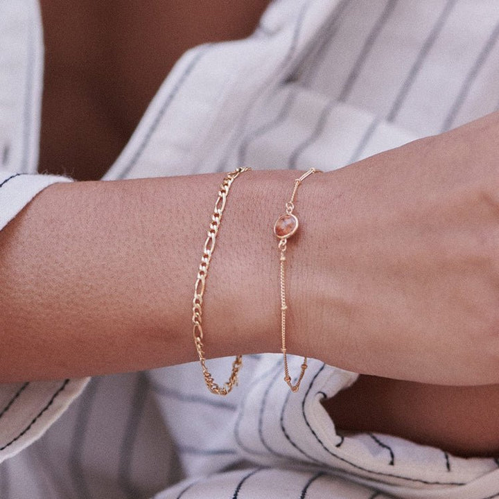 Daisy London 18ct Gold Plate Coral Healing Stone Bracelet - MococoDaisy LondonHBR1012_GPBracelets