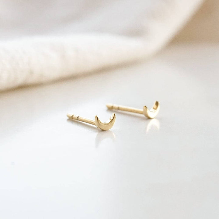 Daisy London 18ct Gold Plate Crescent Moon Stud Earrings - MococoDaisy LondonST09_GPEarrings