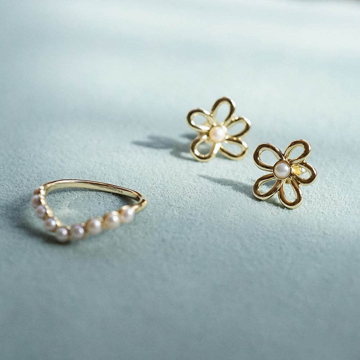 Daisy London 18ct Gold Plate Daisy Bow Stud Earrings - MococoDaisy LondonBPE01_GPEarrings