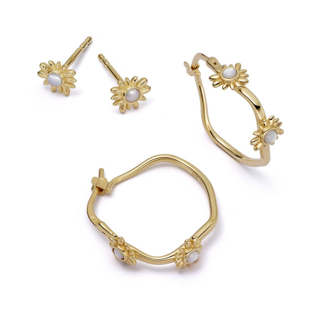 Daisy London 18ct Gold Plate Daisy Mother Of Pearl Earring Stack - MococoDaisy LondonGSET168_GPEarrings