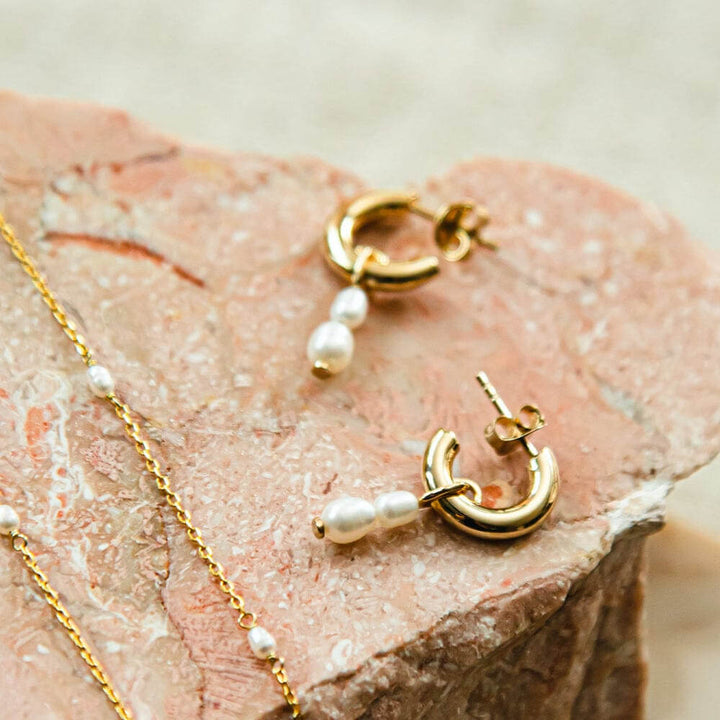 Daisy London 18ct Gold Plate Double Baroque Pearl Hoop Earrings - MococoDaisy LondonTE08_GPEarrings