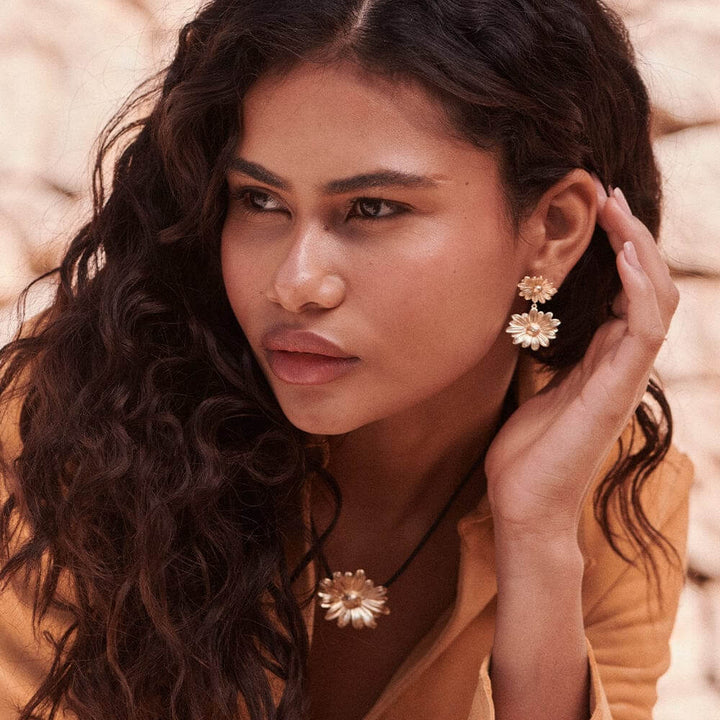 Daisy London 18ct Gold Plate Double Daisy Flower Earrings - MococoDaisy LondonDBE06_GPEarrings
