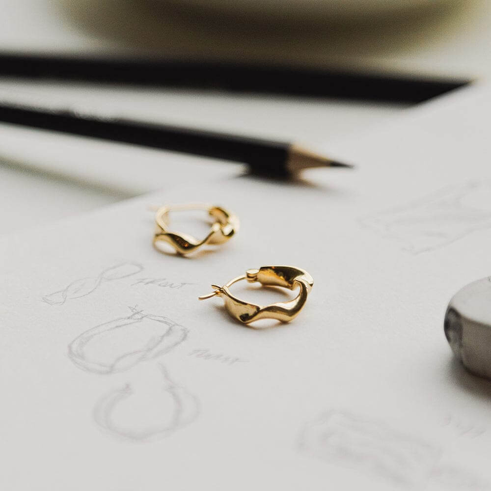 Daisy London 18ct Gold Plate Estee Lalonde Flow Hoop Earrings - MococoDaisy London5ELE53_GPEarrings
