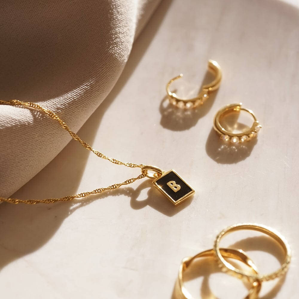 Daisy London 18ct Gold Plate Letter B Personalised Initial Necklace - MococoDaisy LondonBETB_GPNecklaces