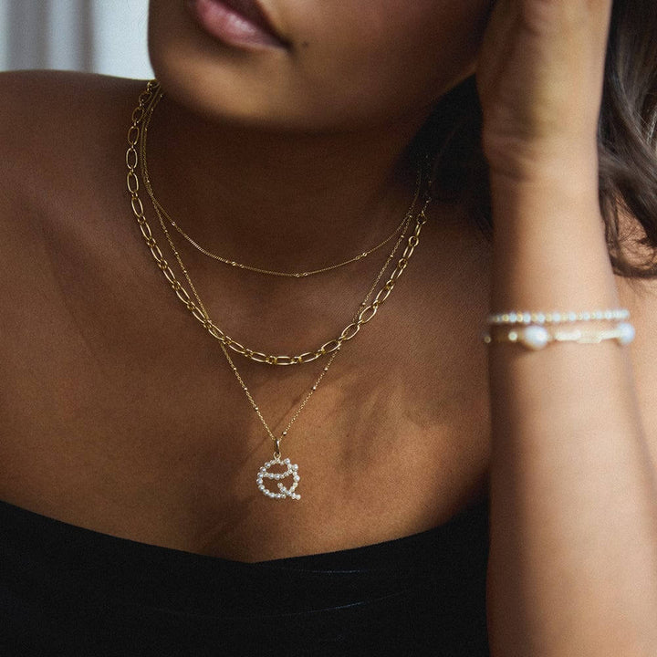 Daisy London 18ct Gold Plate Letter Q Pearl Initial Charm Necklace - MococoDaisy LondonBN_QNecklaces