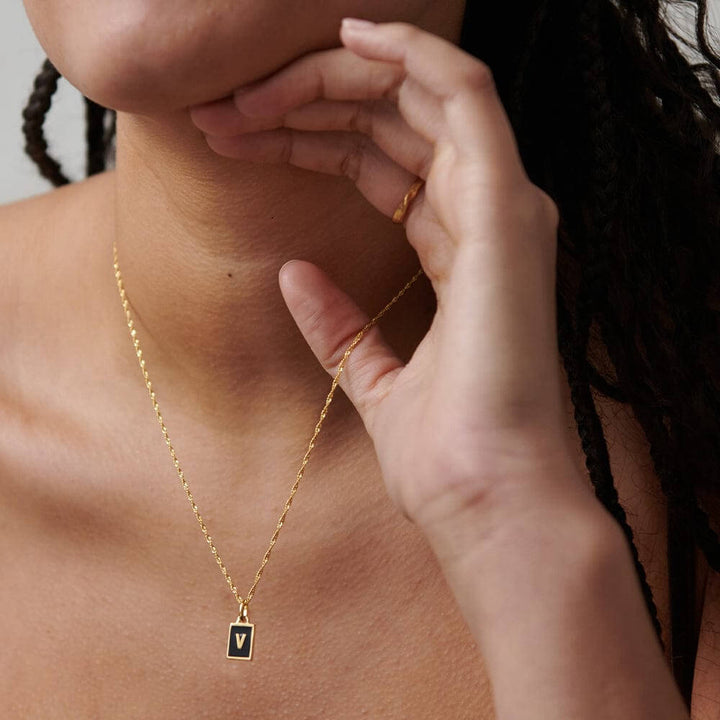 Daisy London 18ct Gold Plate Letter V Personalised Initial Necklace - MococoDaisy LondonBETV_GPNecklaces
