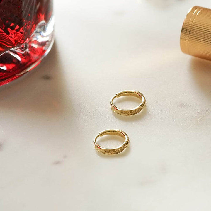 Daisy London 18ct Gold Plate Organic Huggie Hoop Earrings - MococoDaisy LondonE3117_GPEarrings