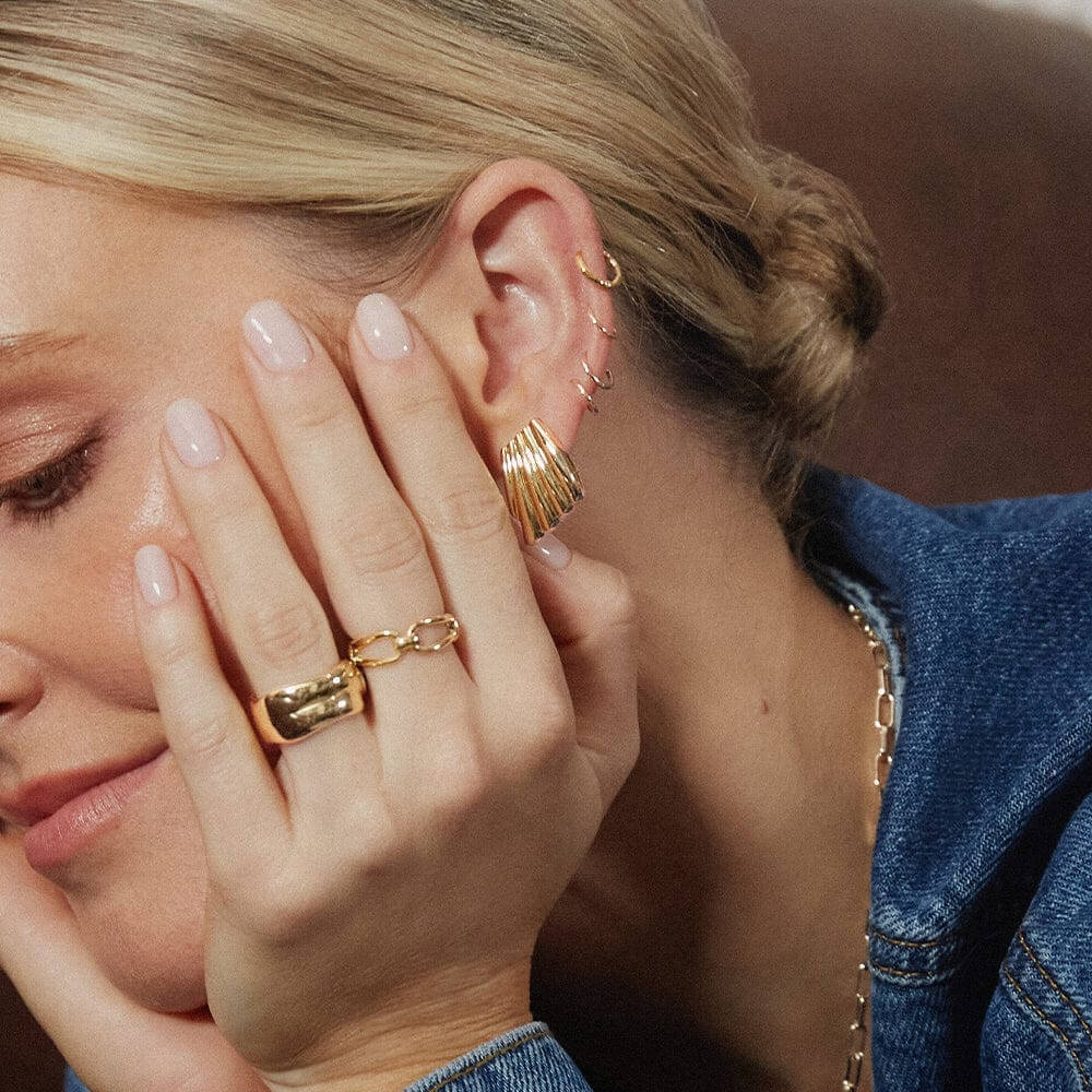 Daisy London 18ct Gold Plate Polly Sayer Mini Wave Stud Earrings - MococoDaisy LondonSPE13_GPEarrings