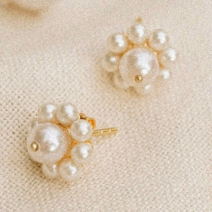 Daisy London 18ct Gold Plate Shrimps Pearl Flower Stud Earrings - MococoDaisy LondonSHE006_GPEarrings