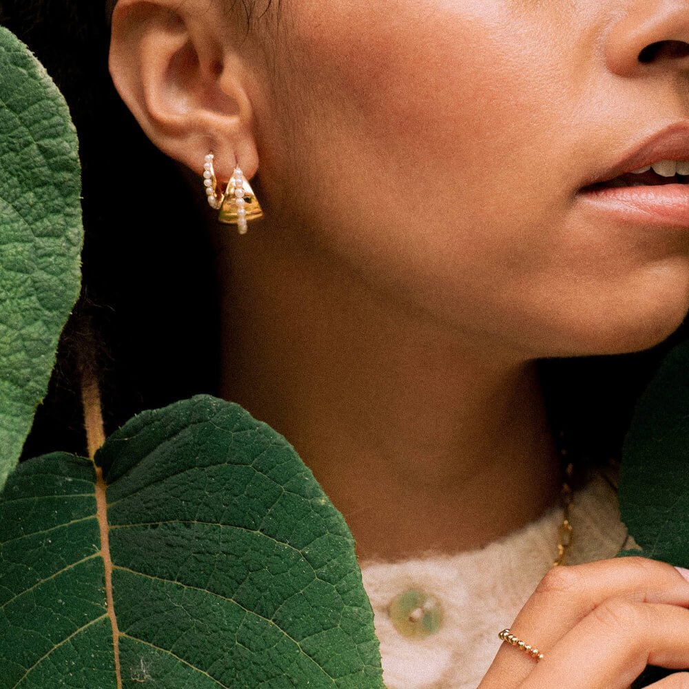 Daisy London 18ct Gold Plate Shrimps Pearl Maxi Hoop Earrings - MococoDaisy LondonSHE004_GPEarrings