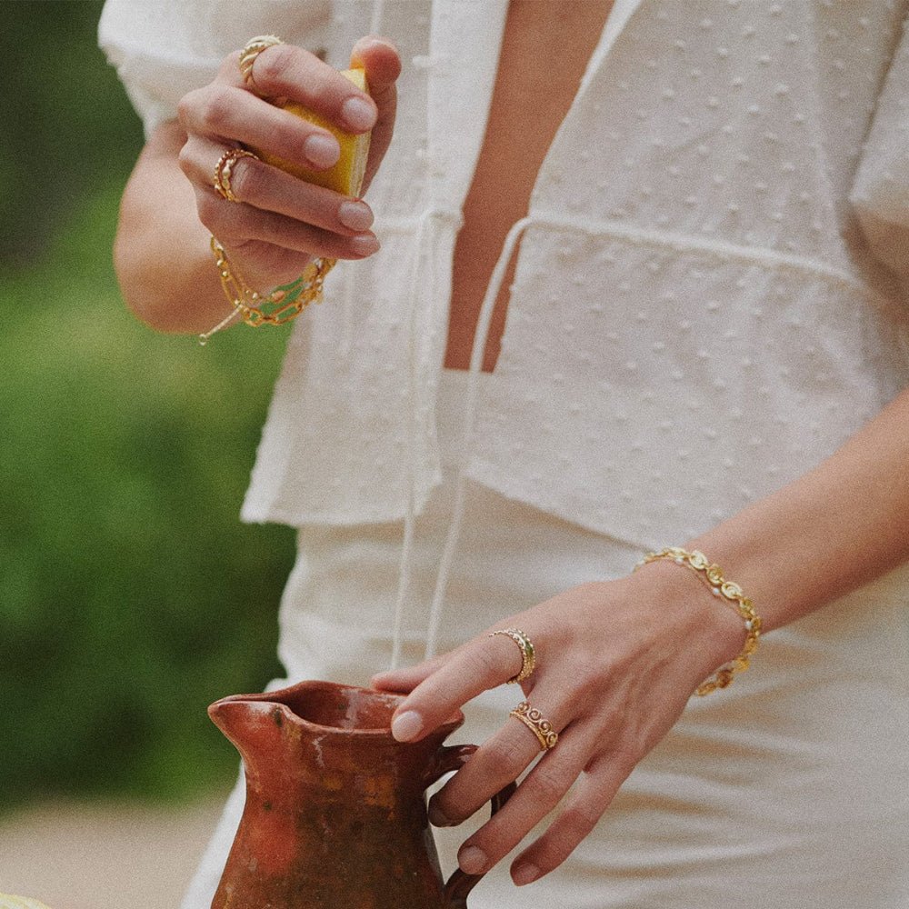 Daisy London 18CT Gold Plate Spiral Chain Bracelet - MococoDaisy LondonSBR09_GP5056104135563Bracelets