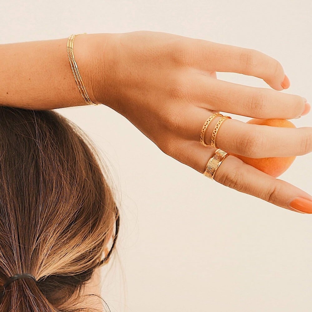 Daisy London 18ct Gold Plate Triple Bar Chain Bracelet - MococoDaisy LondonNBR01_GP5056104107171Bracelets