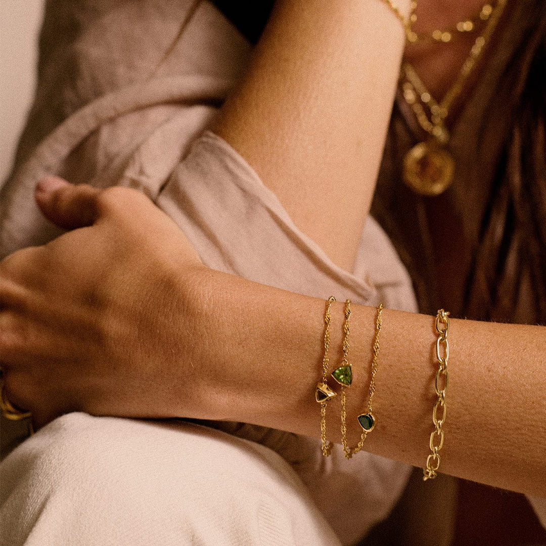 Daisy London Gold Birthstone Charm Bracelet with Gemstones - MococoDaisy LondonBSBR13_GP5056104138861Bracelets