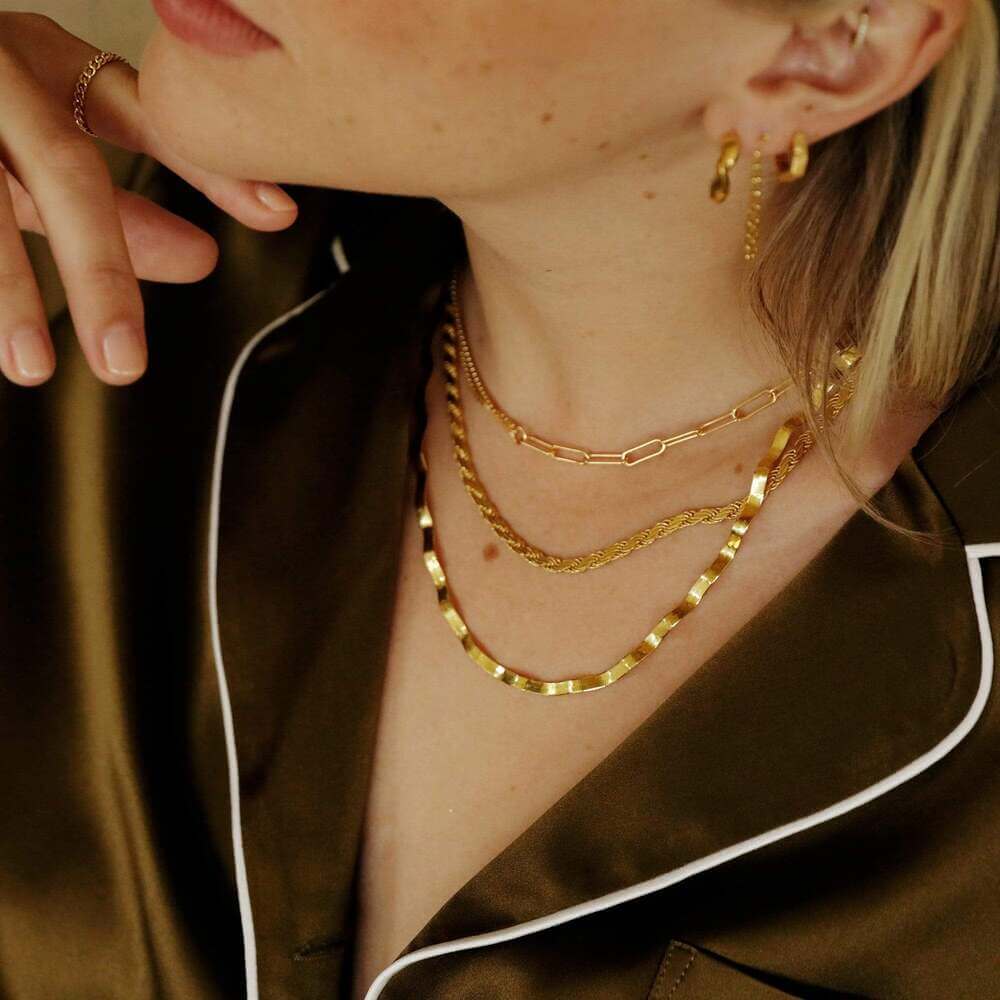 Daisy London Gold Estee Lalonde Wavy Snake Chain Necklace - MococoDaisy London3ELN27_GPNecklaces