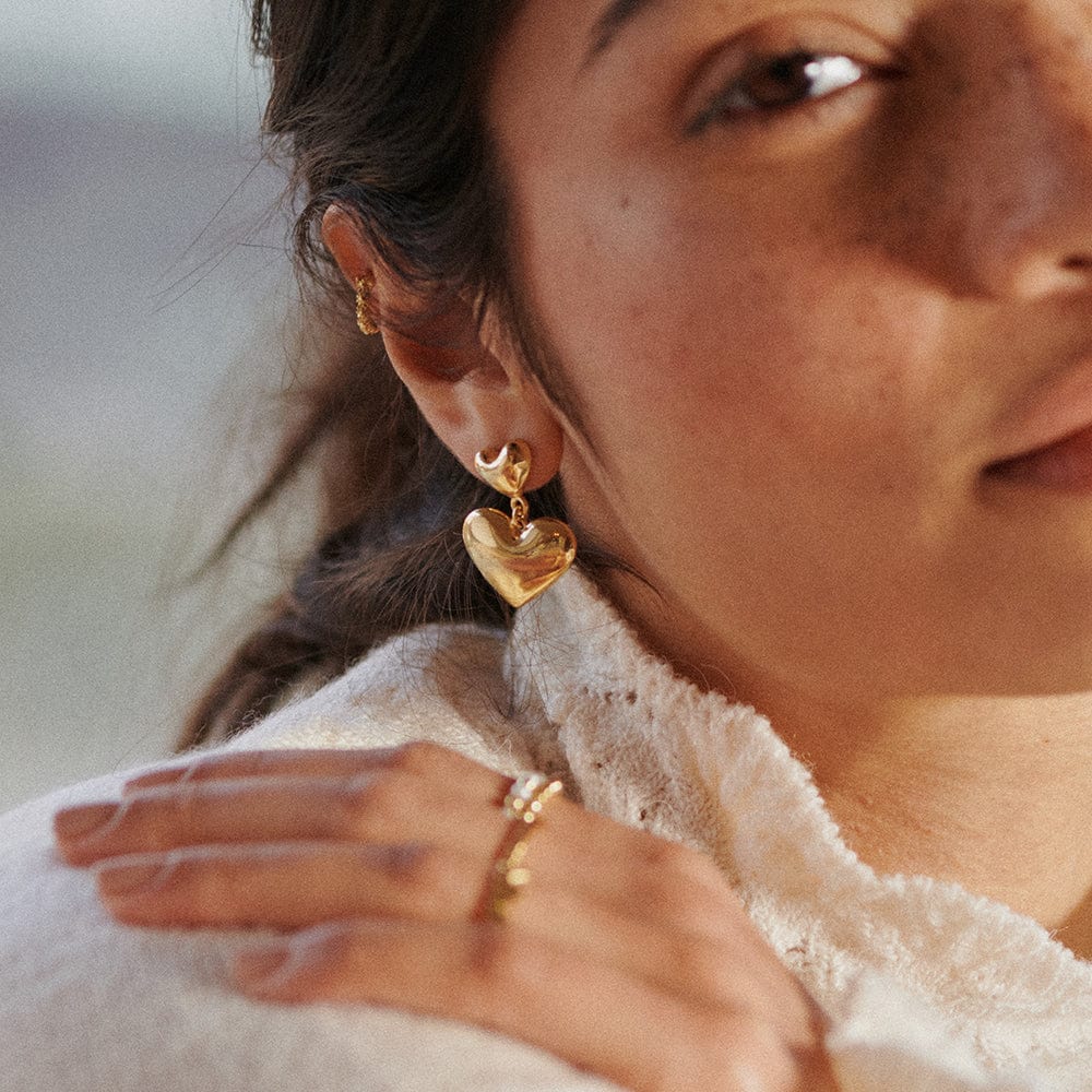 Daisy London Gold Heart Drop Earrings - MococoDaisy LondonHTE01_GP5056104126691Earrings
