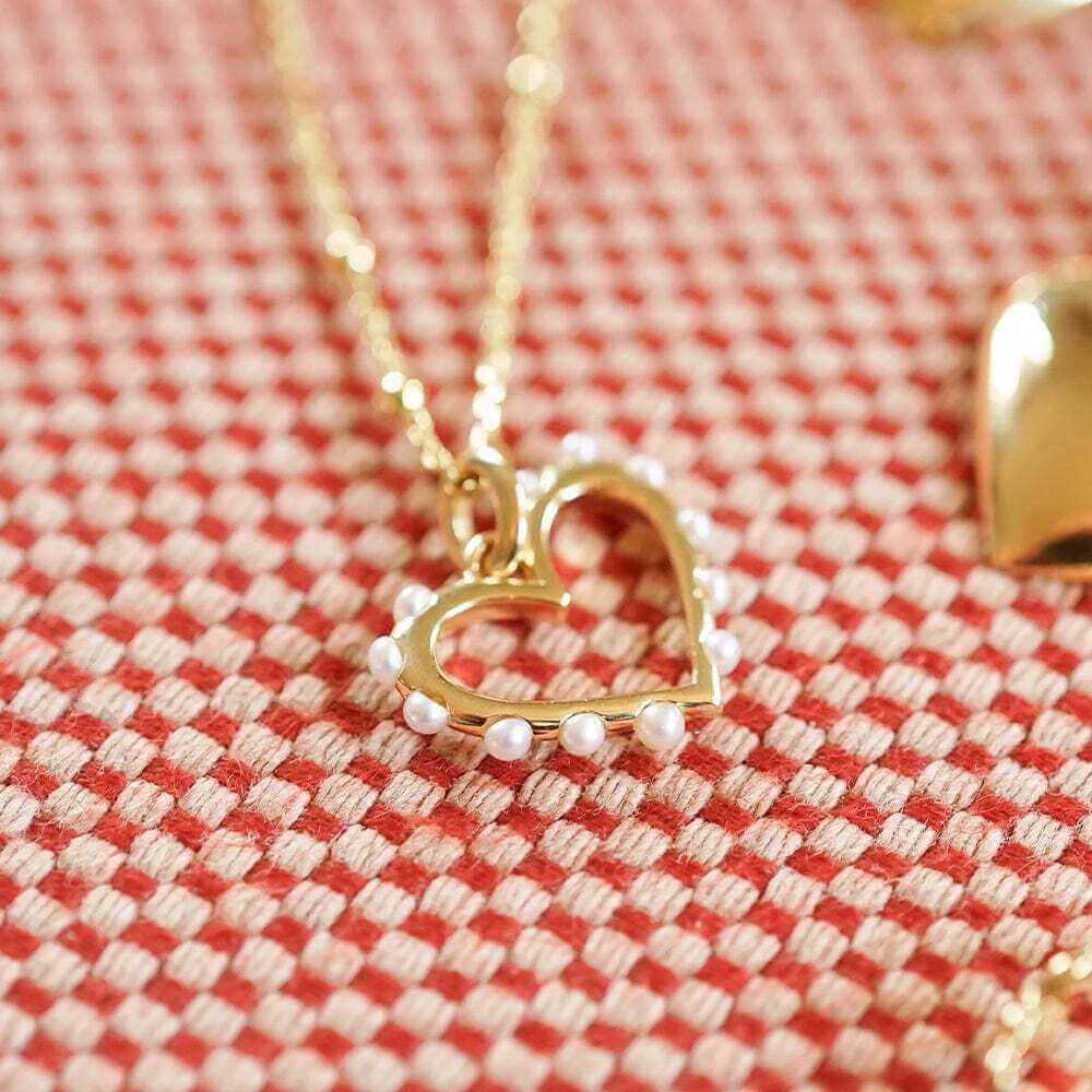 Daisy London Gold Heart Pearl Pendant Necklace - MococoDaisy LondonHTN01_GPCharms & Pendants