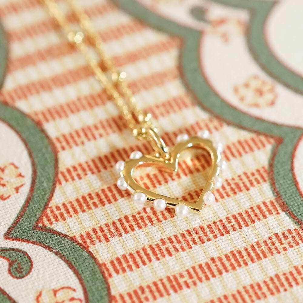 Daisy London Gold Heart Pearl Pendant Necklace - MococoDaisy LondonHTN01_GPCharms & Pendants