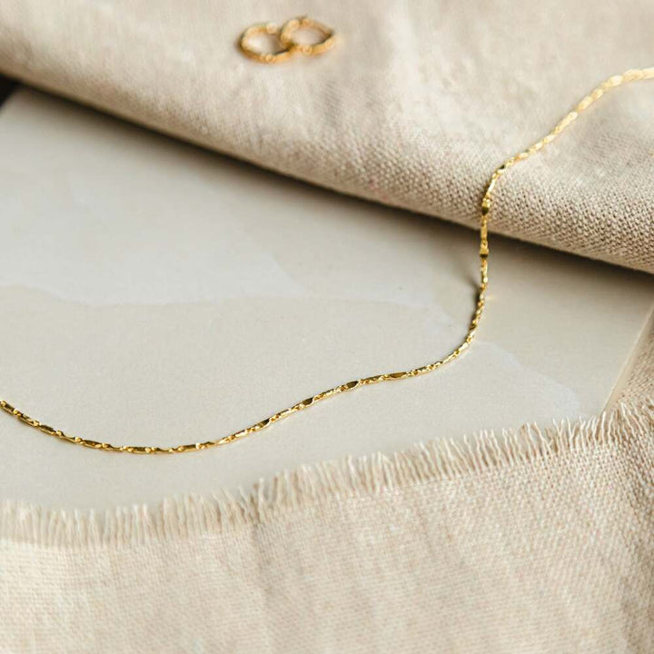 Daisy London Gold Long Tidal Twist Chain Necklace - MococoDaisy LondonSN20_GPNecklaces