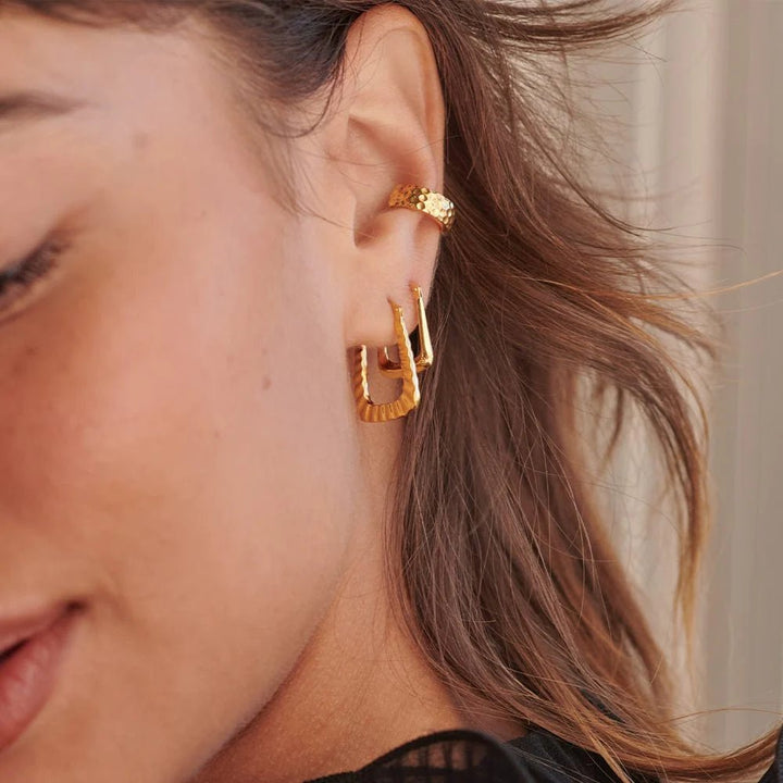 Daisy London Gold Maxi Striped Creole Hoop Earrings - MococoDaisy LondonE3109_GP5056104123980Earrings