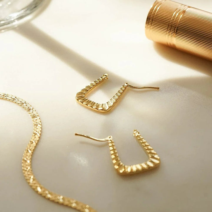 Daisy London Gold Maxi Striped Creole Hoop Earrings - MococoDaisy LondonE3109_GP5056104123980Earrings