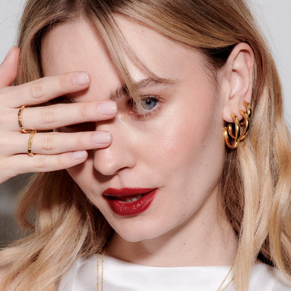Daisy London Gold Midi Bold Hoop Earrings - MococoDaisy LondonE3119_GP5056104124161Earrings