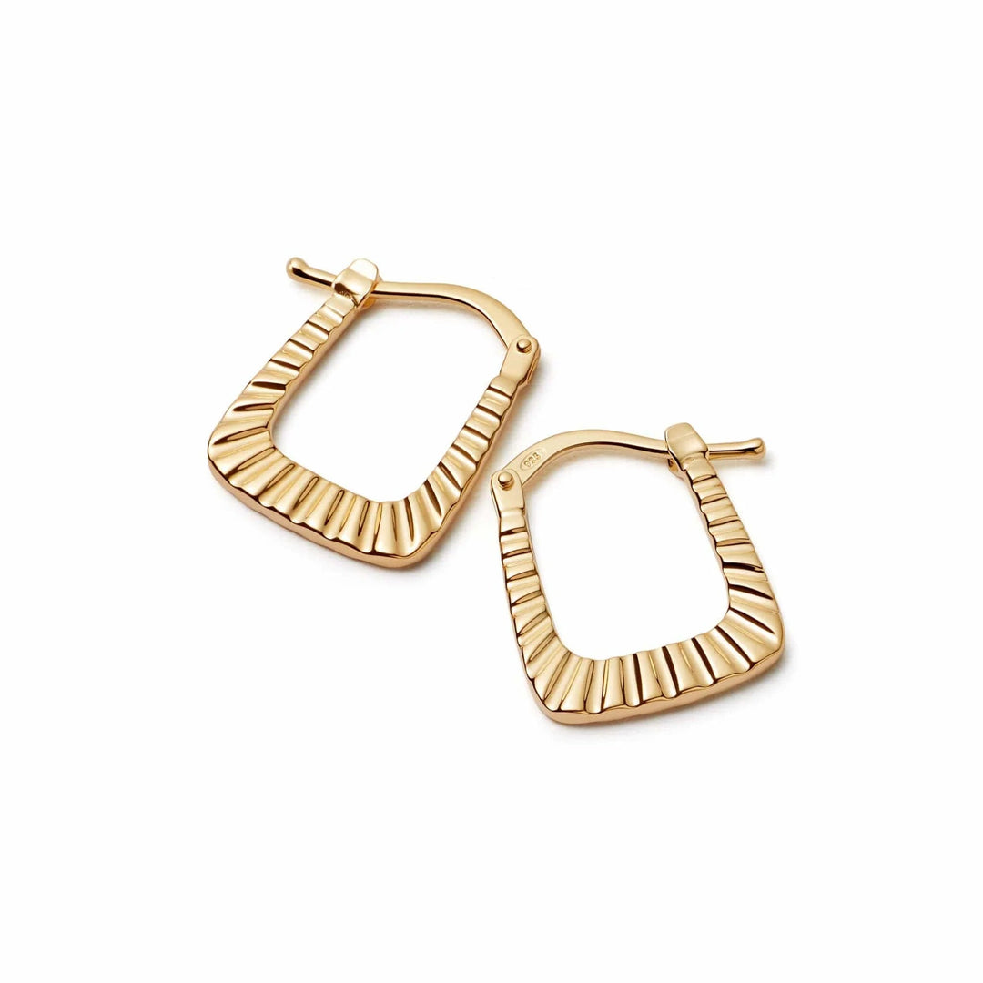 Daisy London Gold Midi Striped Creole Hoop Earrings - MococoDaisy LondonE3111_GP5056104124000Earrings