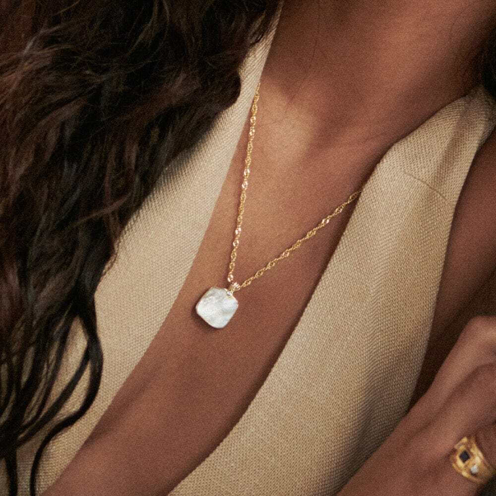 Daisy London Gold Organic Mother Of Pearl Necklace - MococoDaisy LondonSN18_GPNecklaces