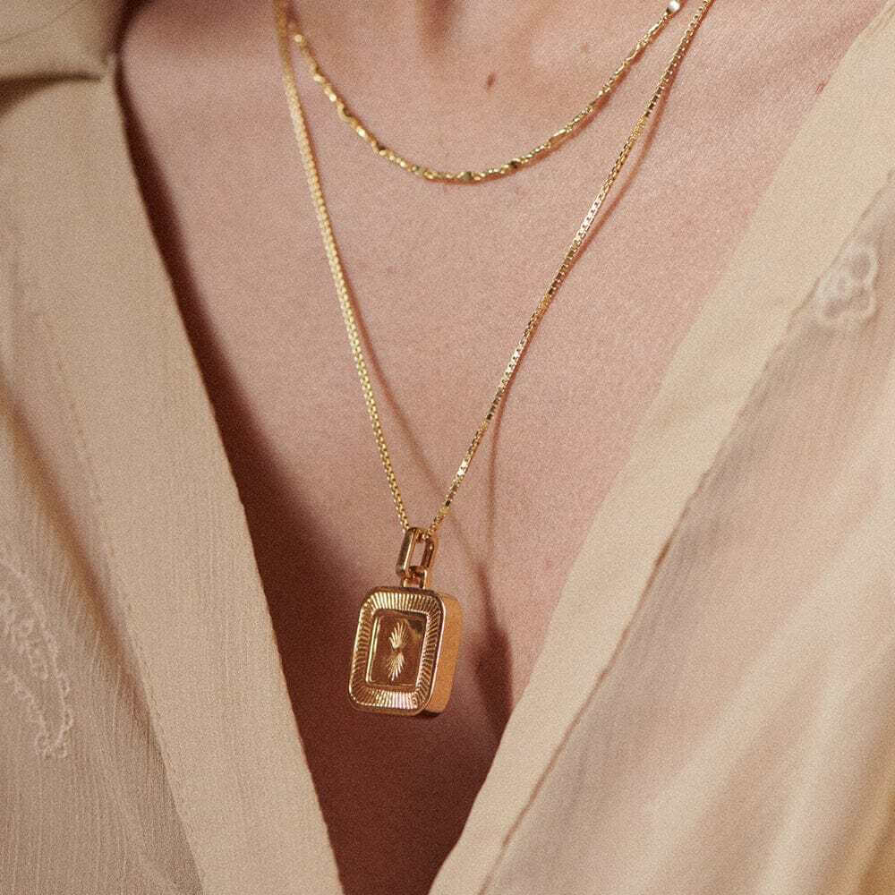 Daisy London Gold Palm Engraved Square Locket - MococoDaisy LondonLK02_GPNecklaces