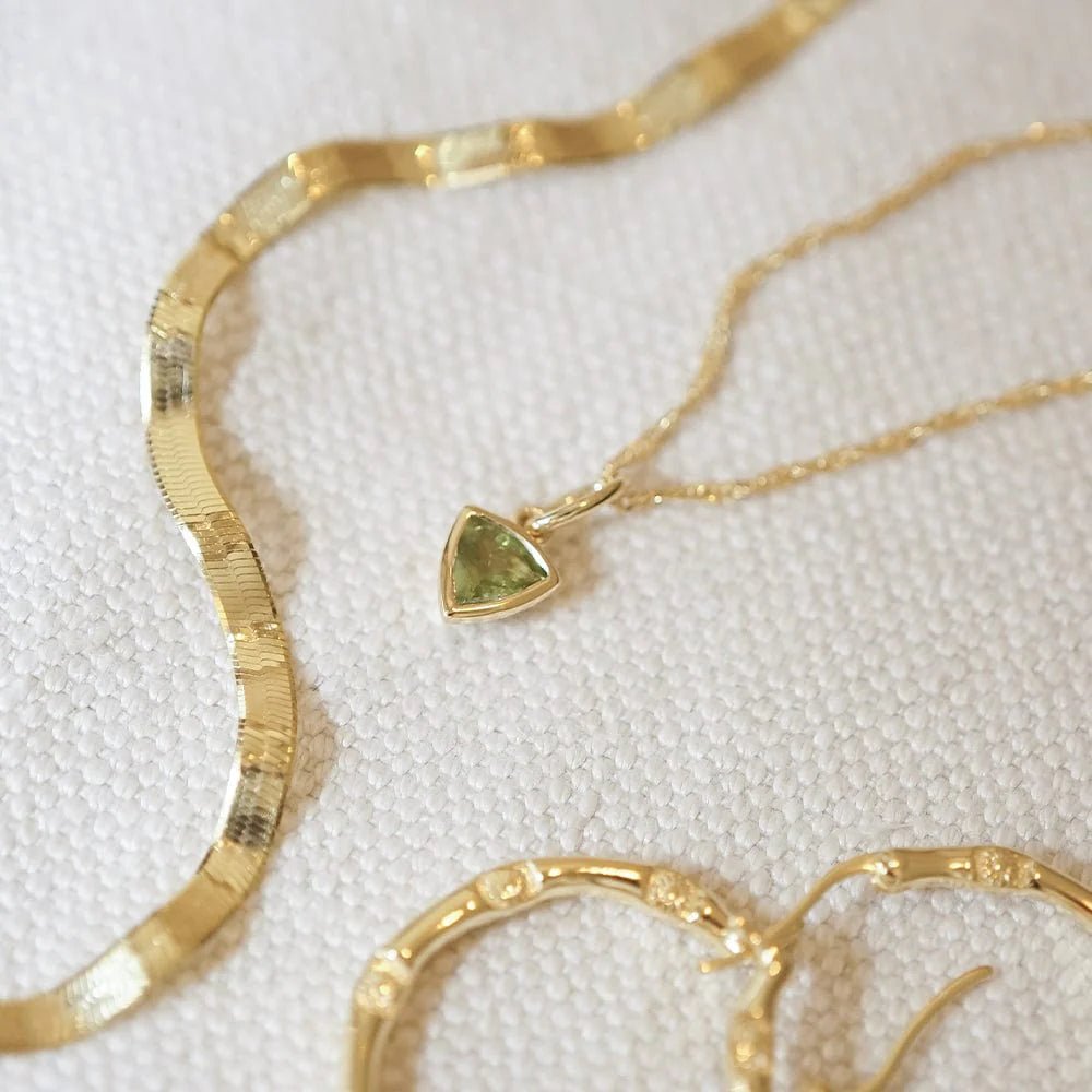 Daisy London Gold Peridot August Birthstone Charm Necklace - MococoDaisy LondonBS20_GPNecklaces