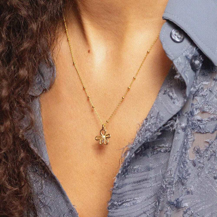 Daisy London Gold Plate Bow Layering Set Additional Image - 2