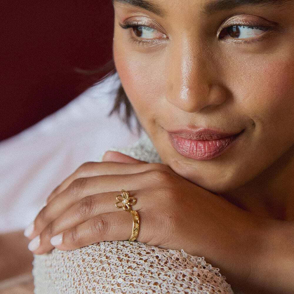 Daisy London Gold Plate Bow Ring Additional Image - 1