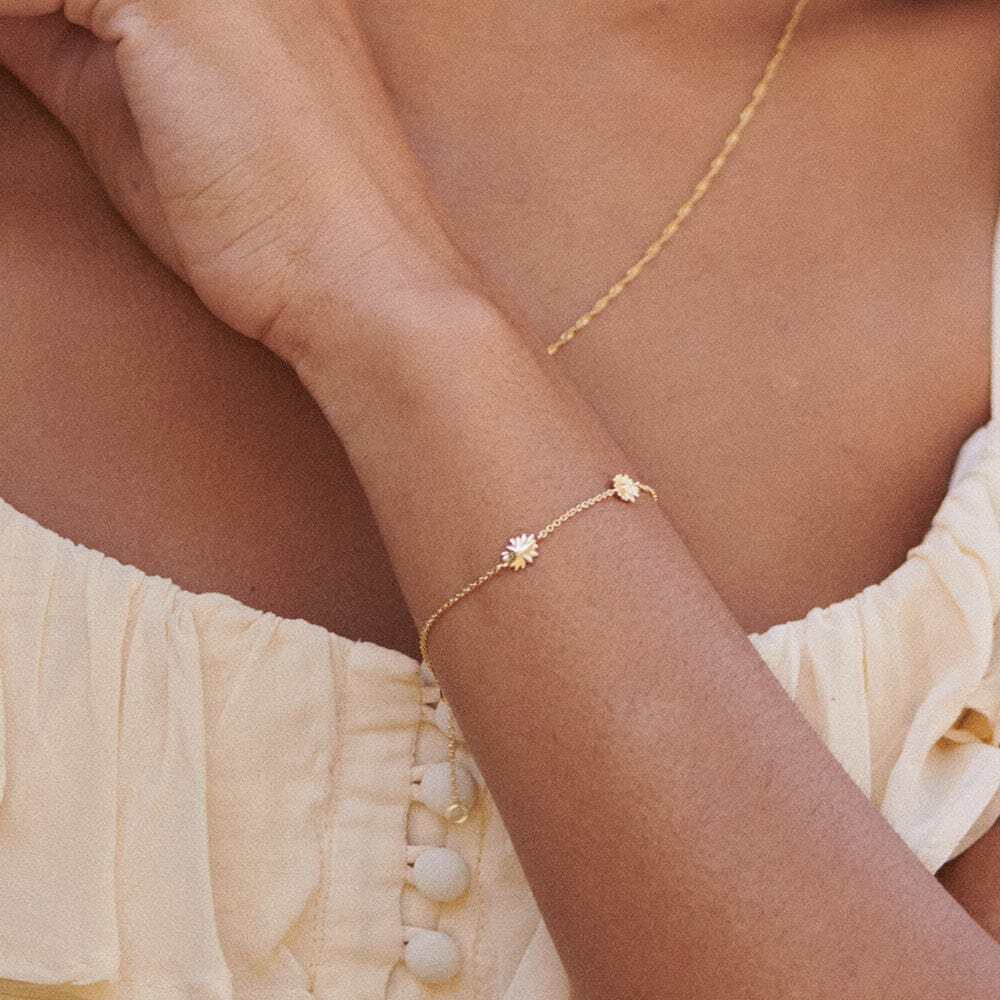 Daisy London Gold Plate Daisy Chain Flower Bracelet Additional Image - 1