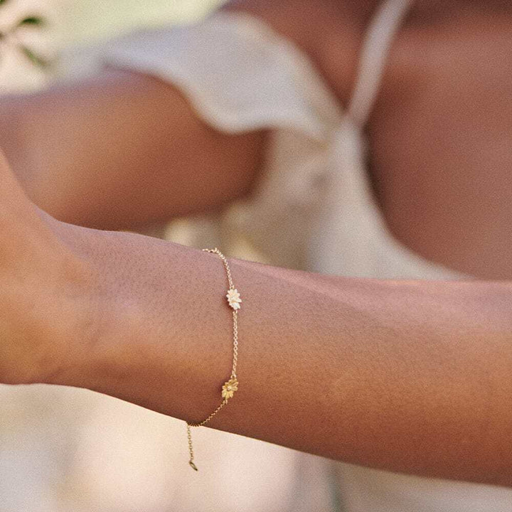 Daisy London Gold Plate Daisy Chain Flower Bracelet Additional Image - 4