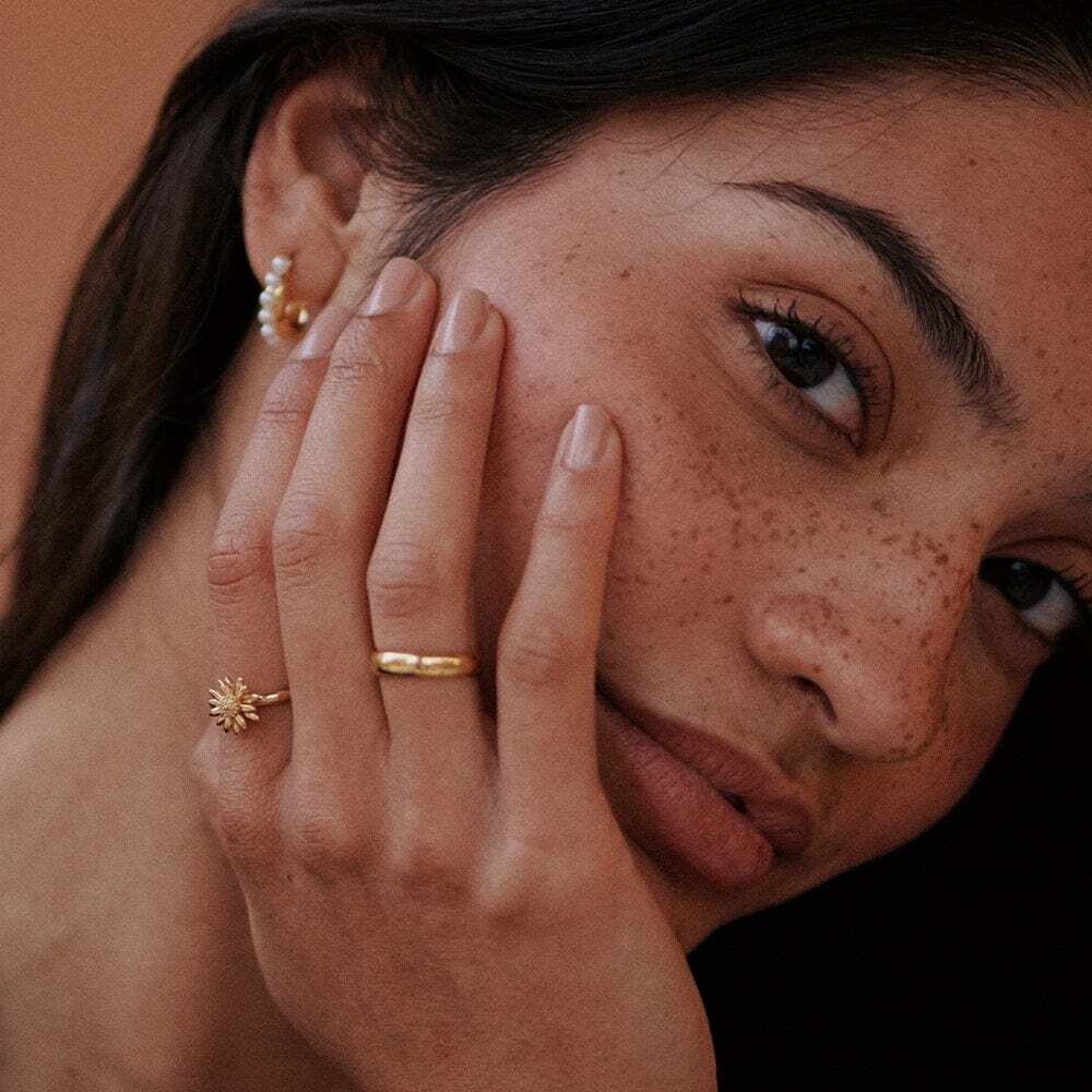 Daisy London Gold Plate English Daisy Ring Additional Image - 3