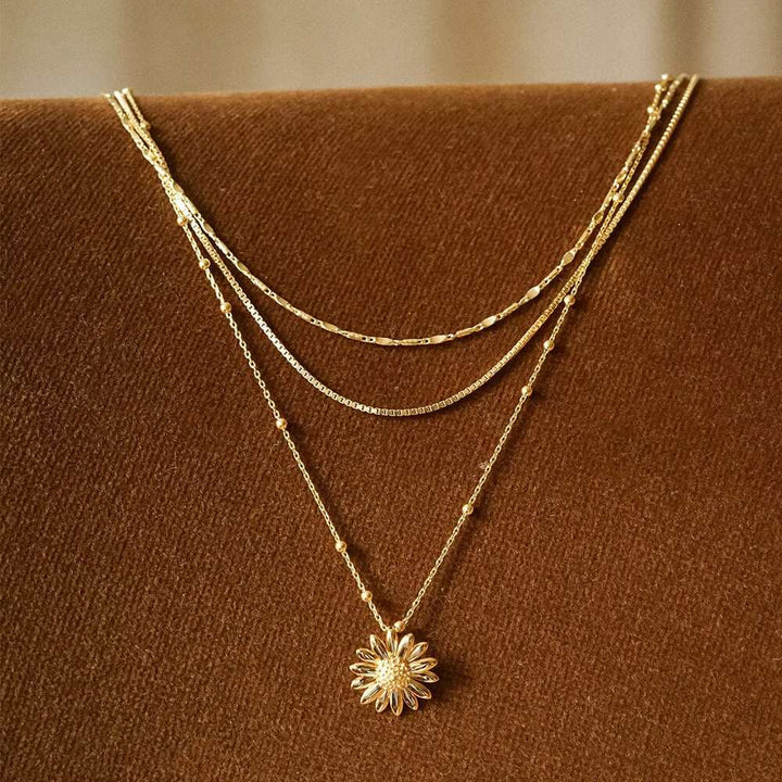 Daisy London Gold Plate Small English Daisy Necklace Additional Image - 4