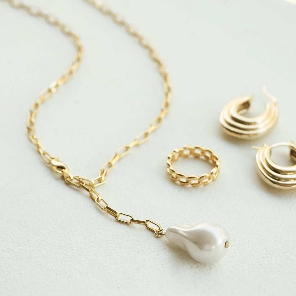 Daisy London Gold Polly Baroque Pearl Necklace - MococoDaisy LondonSPN02_GP5056104126332Necklace