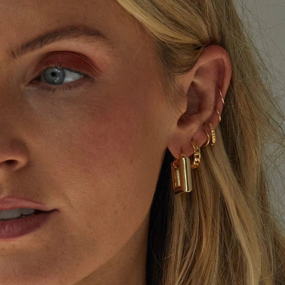 Daisy London Gold Polly Chubby Square Hoops - MococoDaisy LondonSPE03_GP5056104126356Earrings