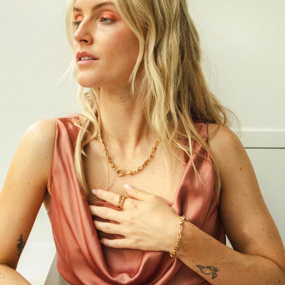 Daisy London Gold Polly Knot Bracelet and Necklace Set - MococoDaisy LondonJewellery Sets